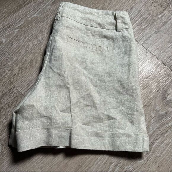 NWOT Apt 9 Linen metallic silver cream cuff mid rise 5” short 10 - Picture 8 of 16